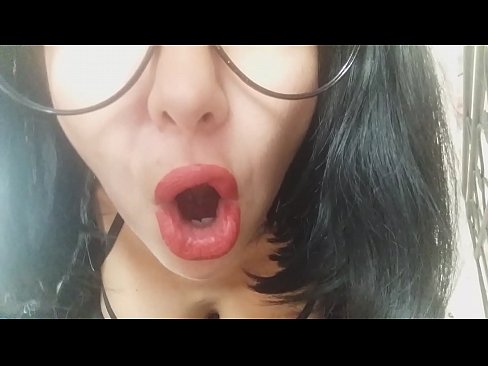 ❤️ ハニー、義理の母が今日は学校に行かせてくれないの...。って、そんなことあるわけないだろ...。 ️❌  セックス ❌️❤
